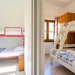Foxi Lioni 度假居 Tertenìa